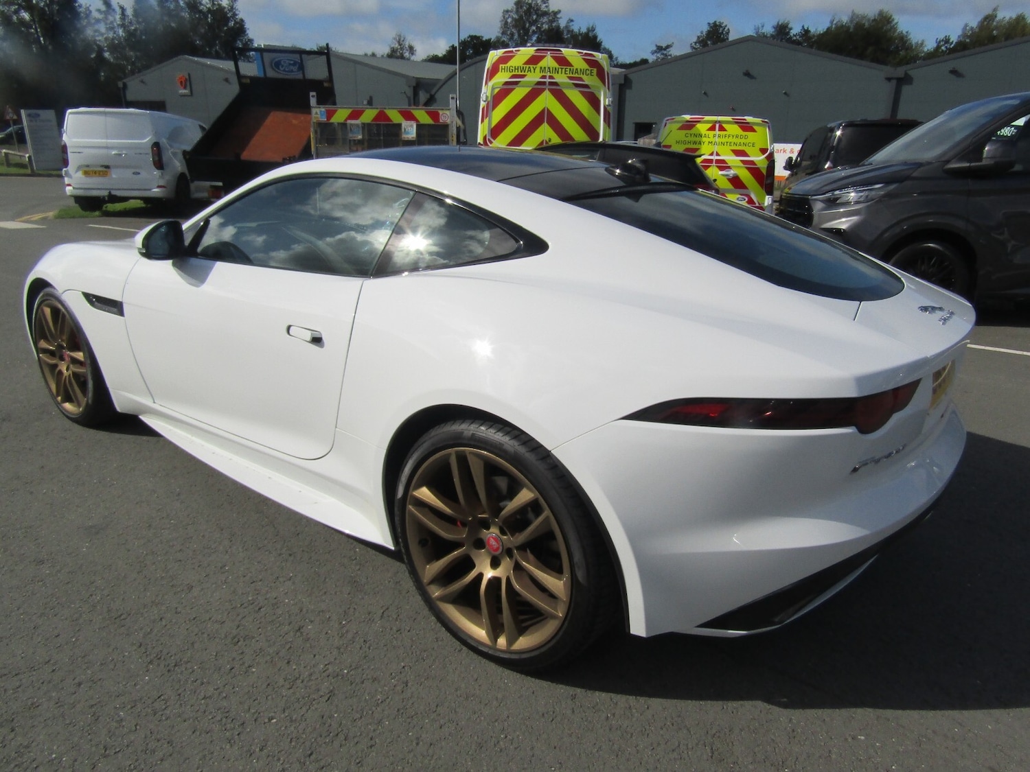 Used Jaguar F-Type 2019 for sale - 76276753: Photo 8