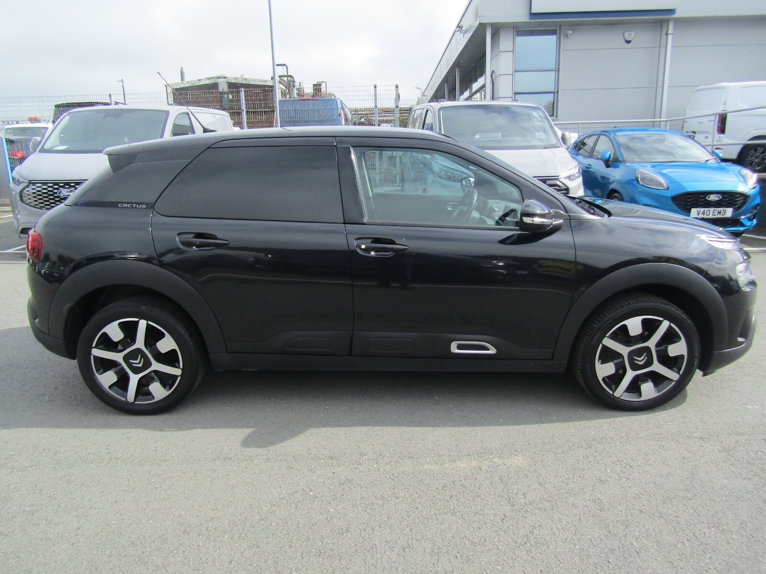 Used Citroen C4 Cactus 2020 for sale - 76276773: Photo 2