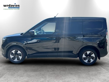 Used Ford Transit Courier 2026 for sale - 78838086: Photo