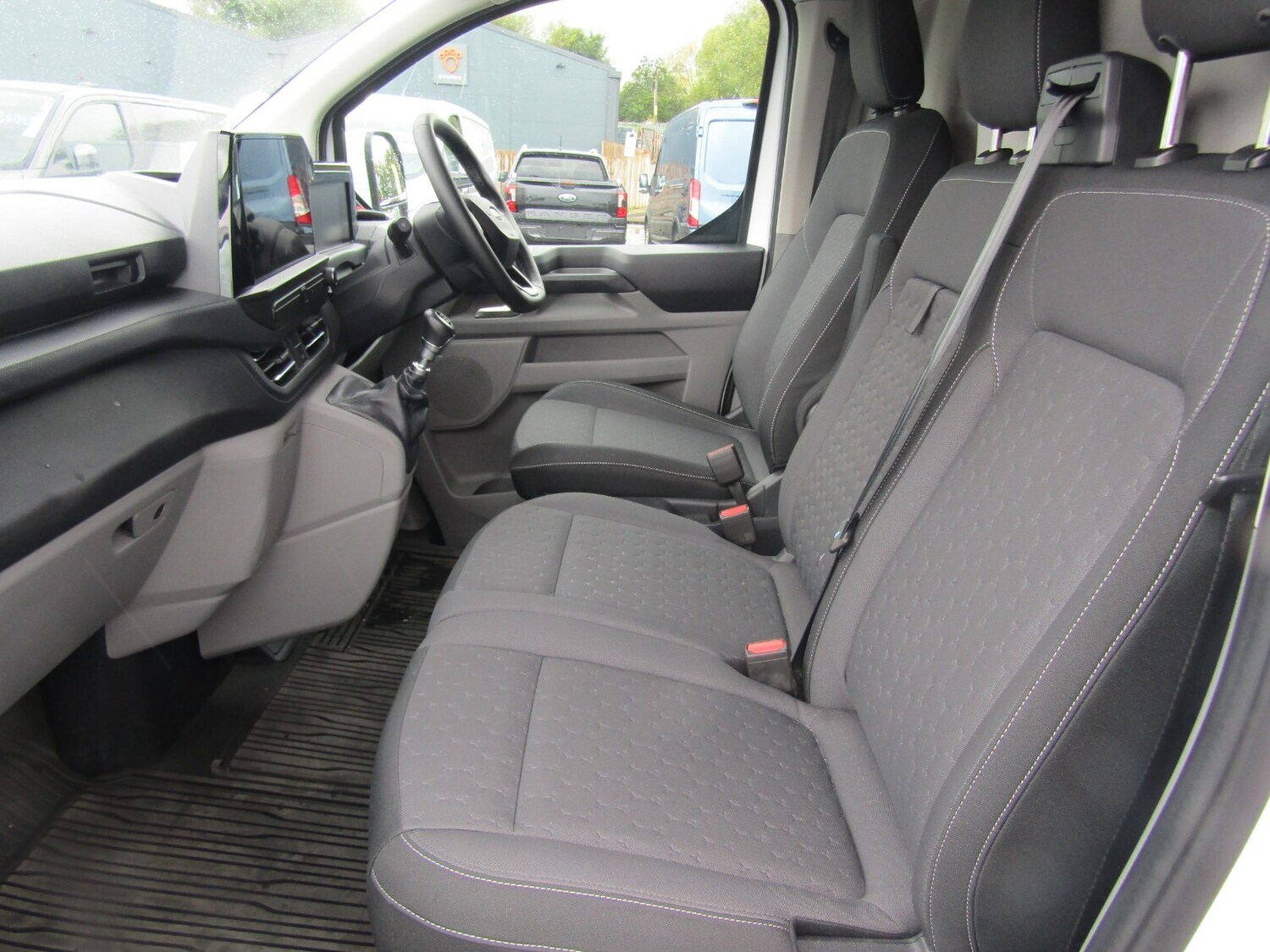 Used Ford Transit Custom 2024 for sale - 76276135: Photo 13