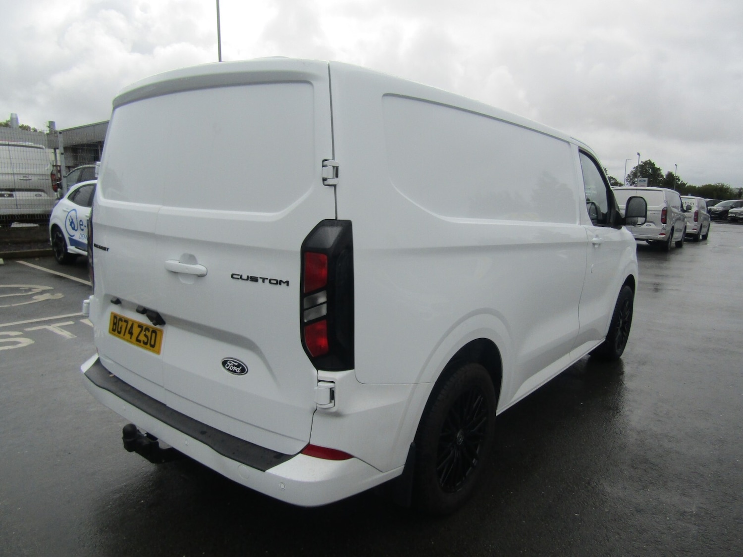 Used Ford Transit Custom 2024 for sale - 76276135: Photo 3
