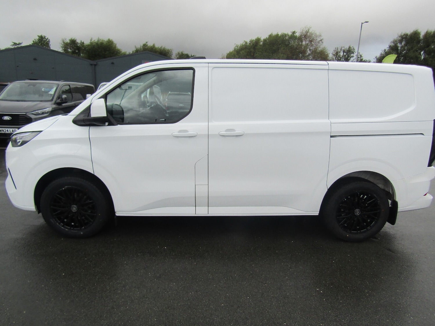 Used Ford Transit Custom 2024 for sale - 76276135: Photo 7