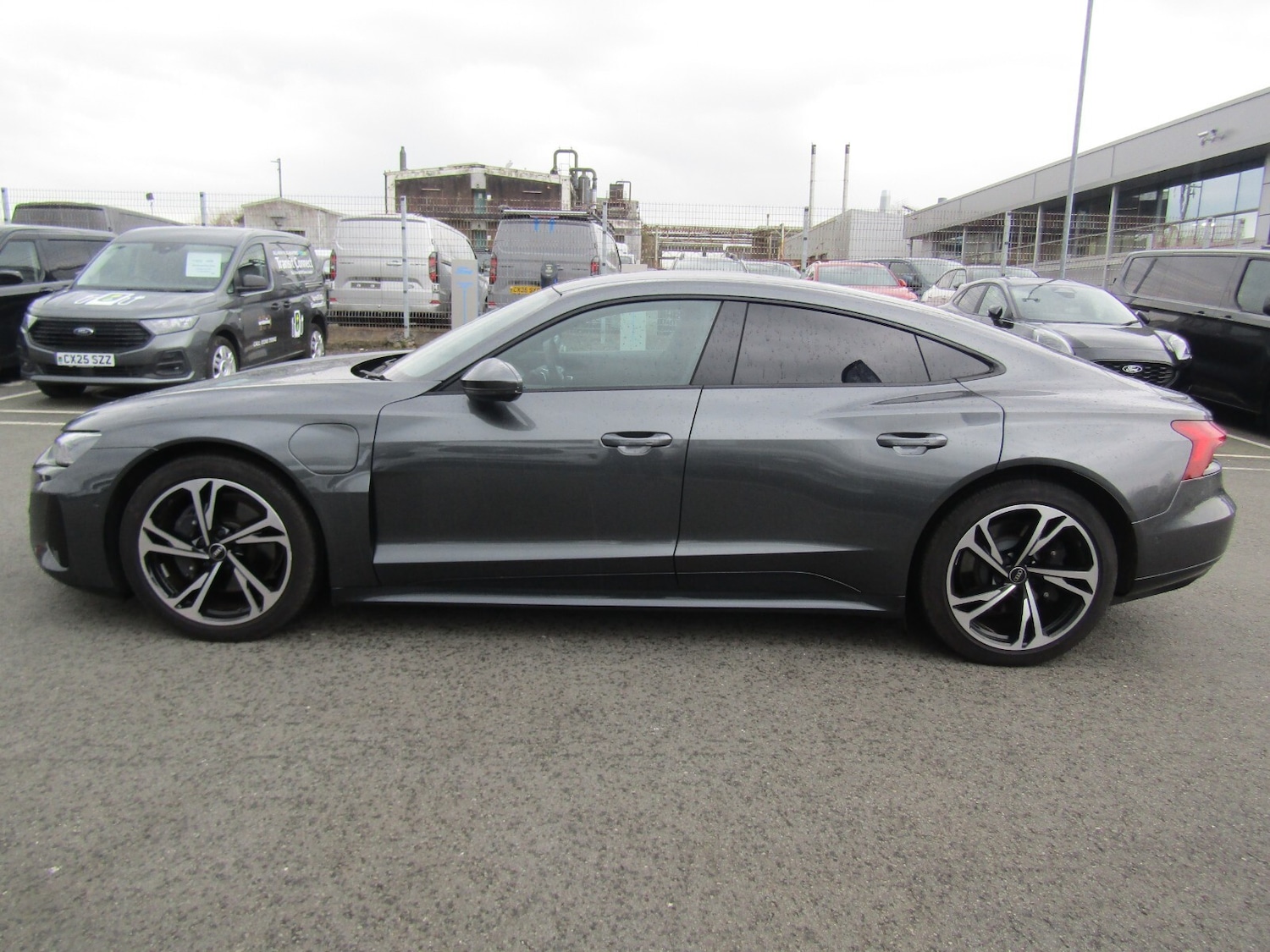 Used Audi e-tron GT 2023 for sale - 77771194: Photo 6
