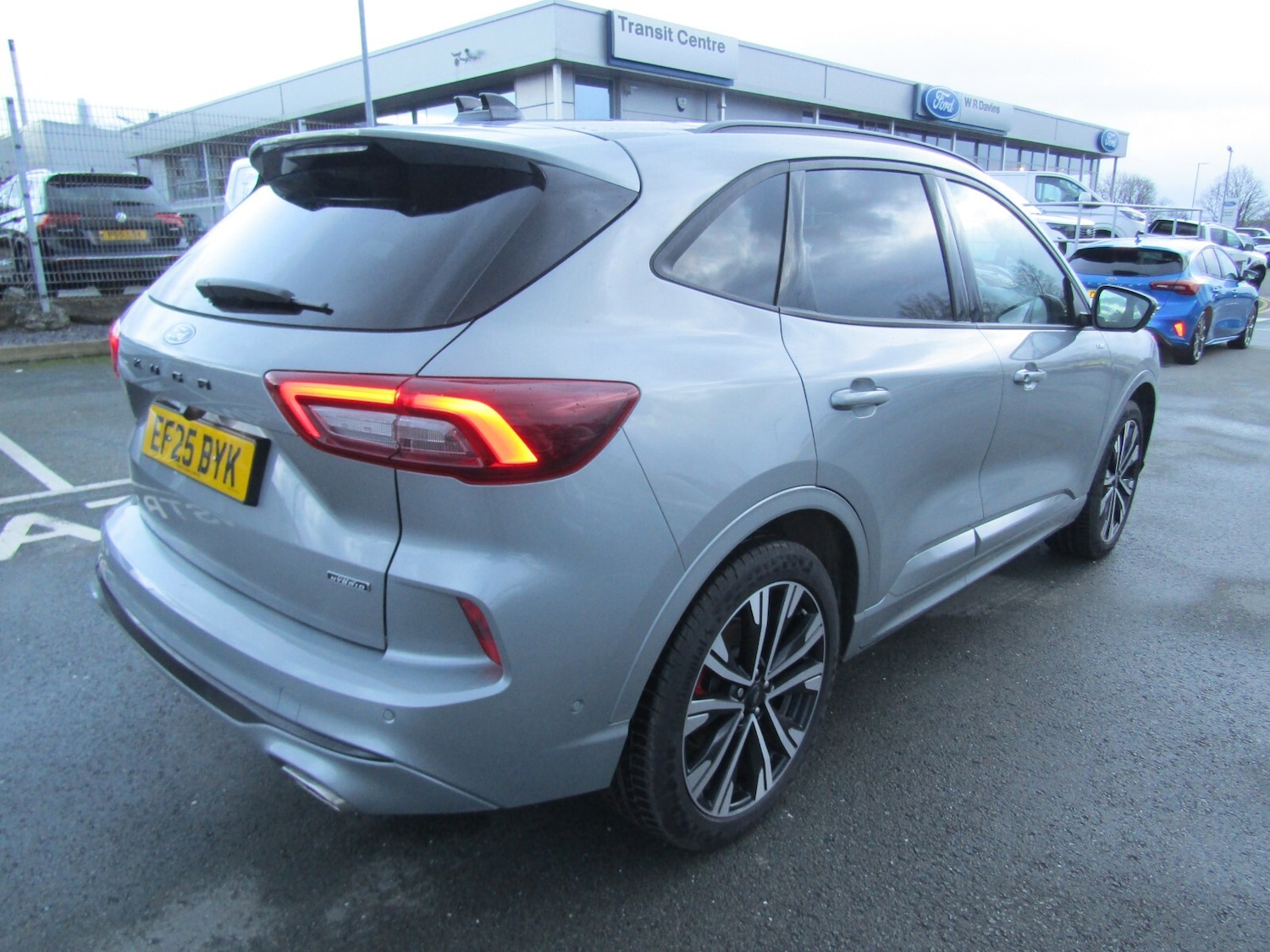 Used Ford Kuga 2025 for sale - 77353770: Photo 3