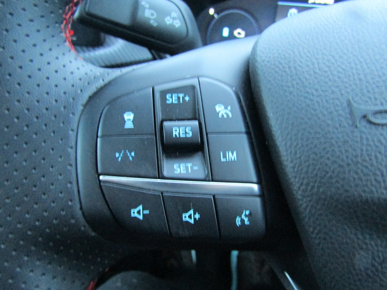 Used Ford Kuga 2025 for sale - 77353770: Photo 39