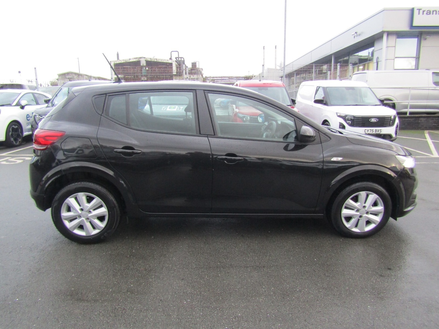 Used Dacia Sandero 2023 for sale - 76881684: Photo 2