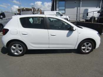 Used Dacia Sandero 2017 for sale - 75252319: Photo