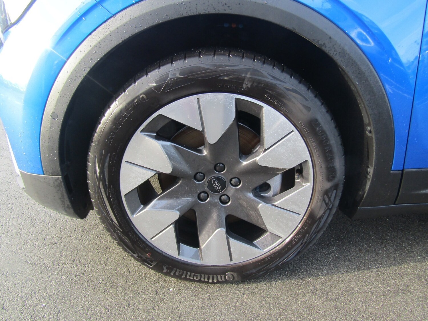 Used Ford Explorer 2024 for sale - 76276244: Photo 11
