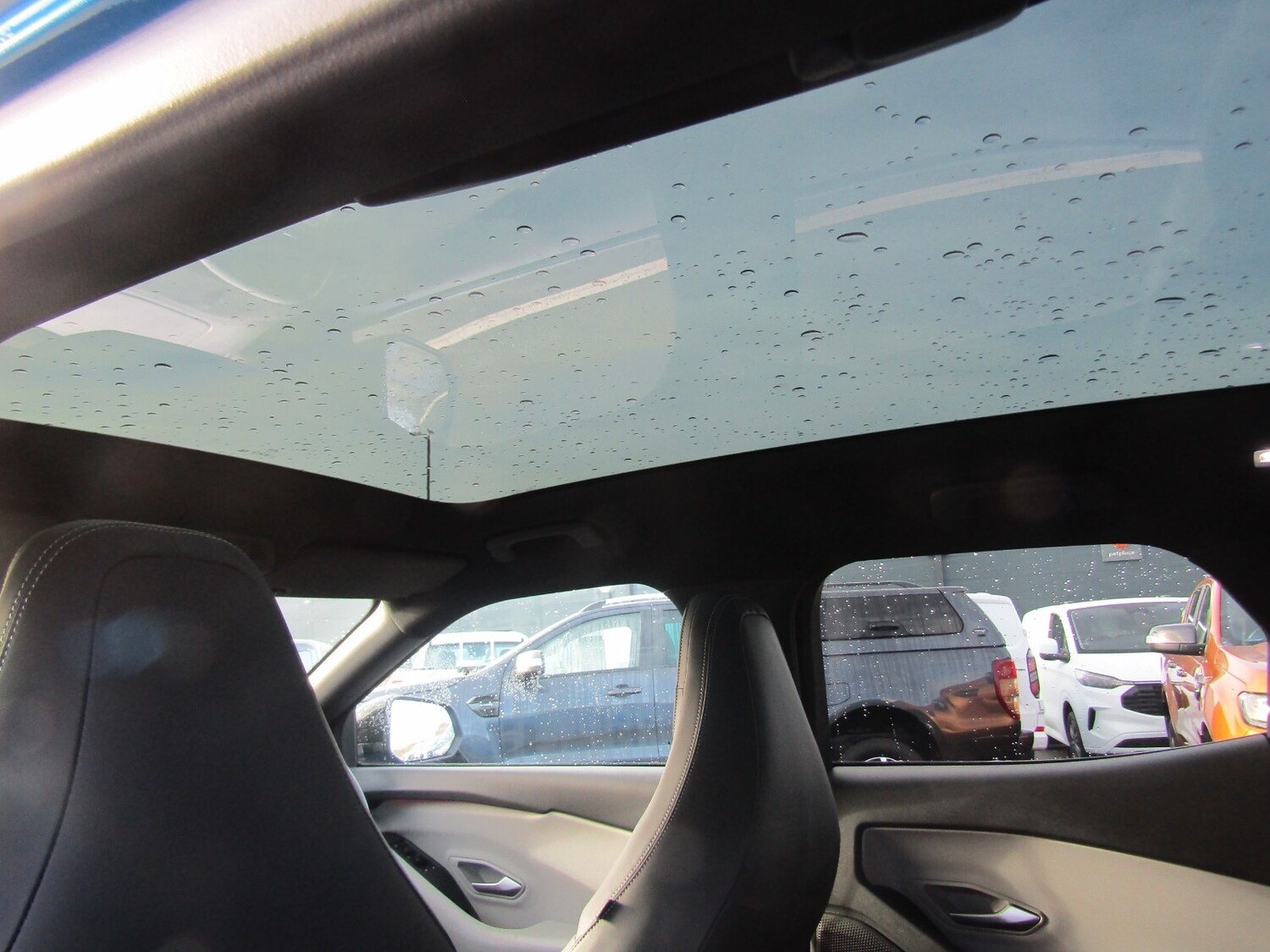 Used Ford Explorer 2024 for sale - 76276244: Photo 17