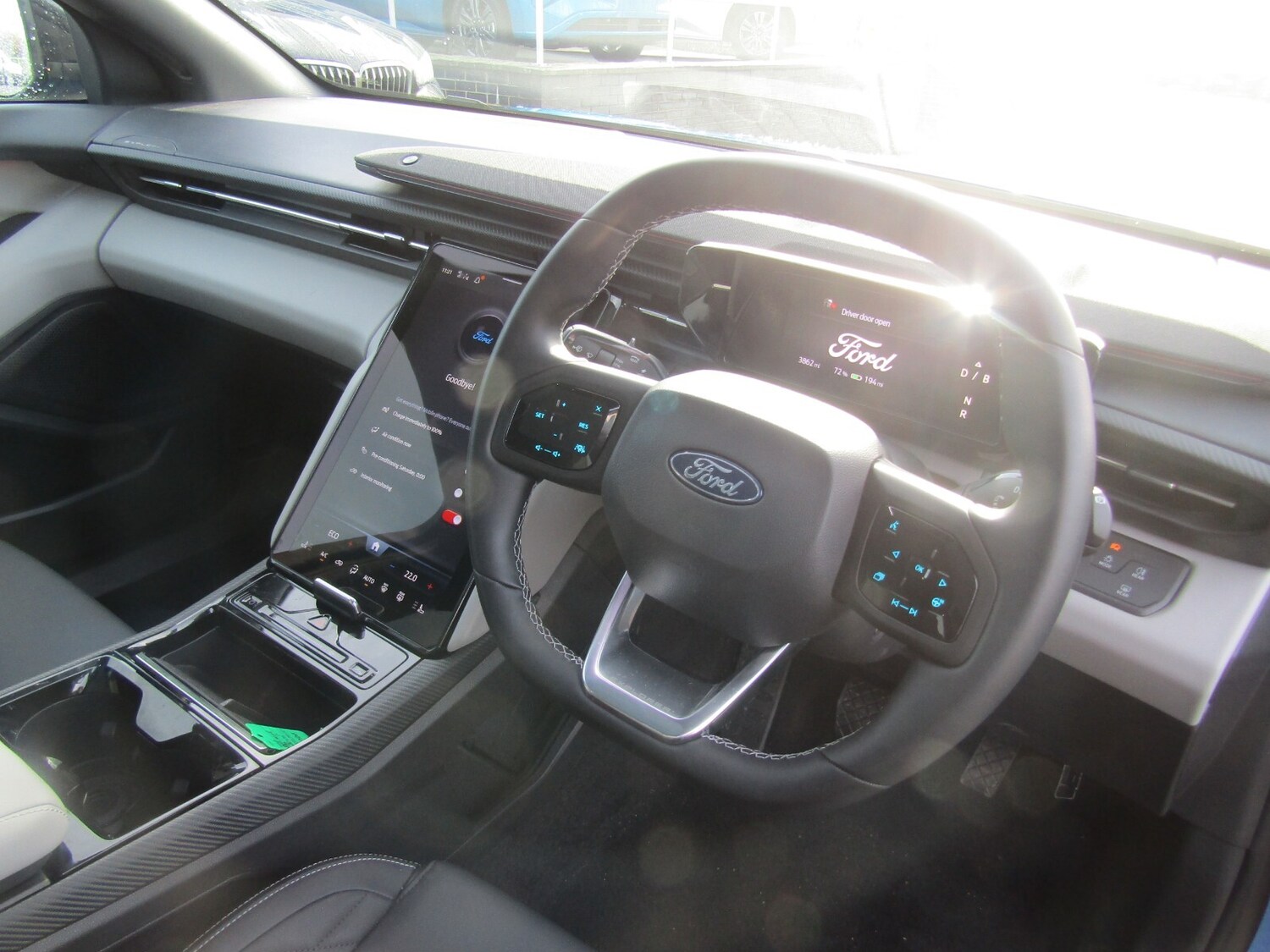 Used Ford Explorer 2024 for sale - 76276244: Photo 26