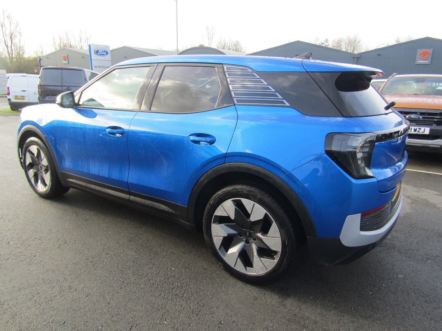 Used Ford Explorer 2024 for sale - 76276244: Photo 5
