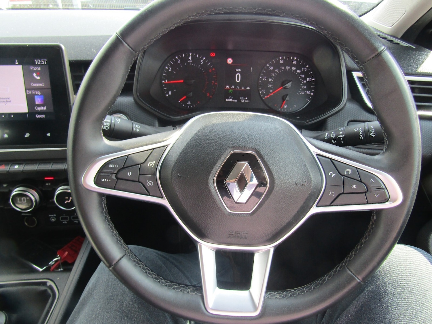 Used Renault Clio 2021 for sale - 76276398: Photo 18
