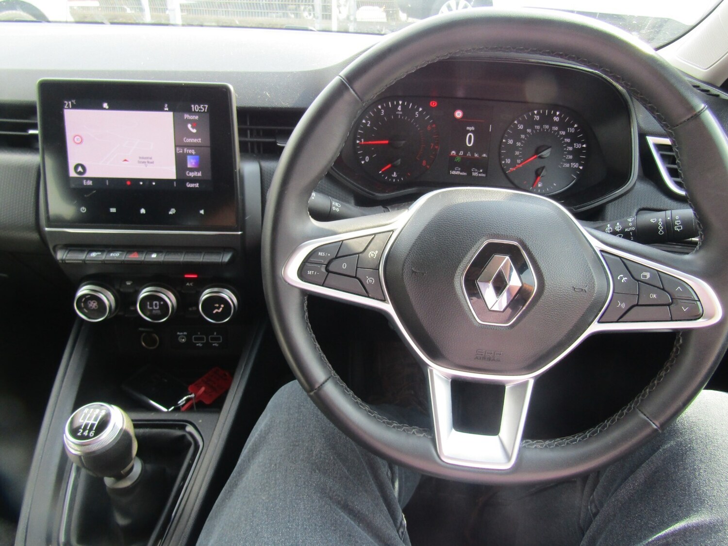 Used Renault Clio 2021 for sale - 76276398: Photo 19