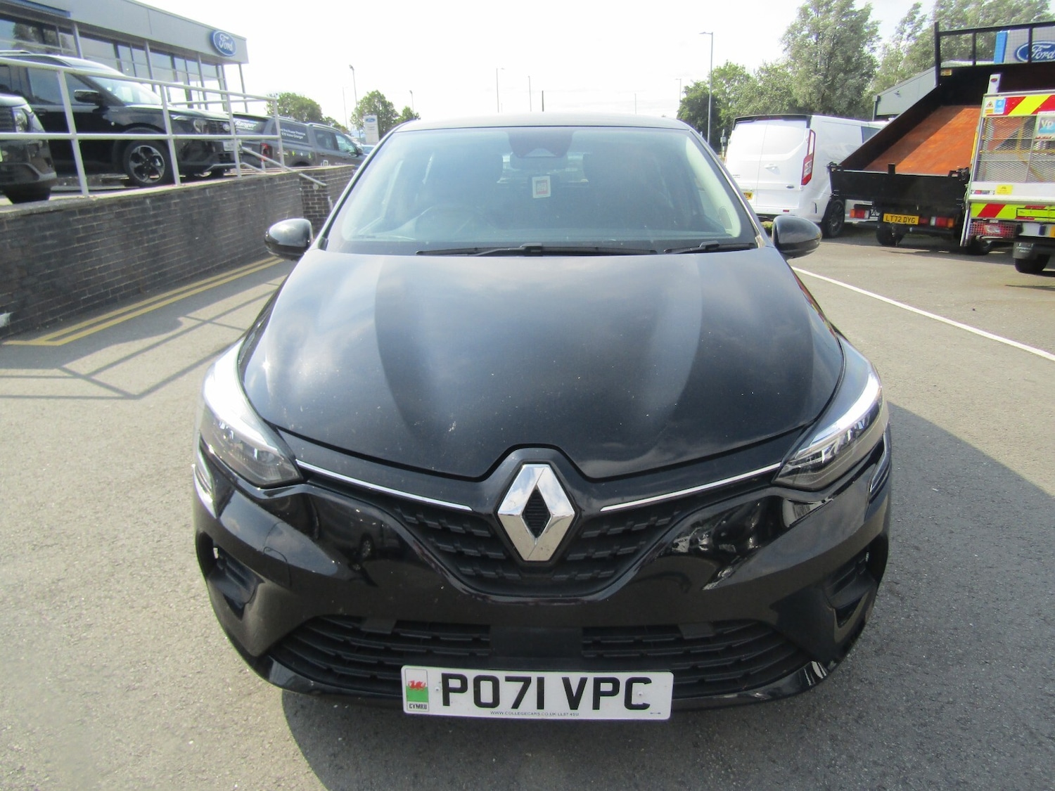 Used Renault Clio 2021 for sale - 76276398: Photo 8