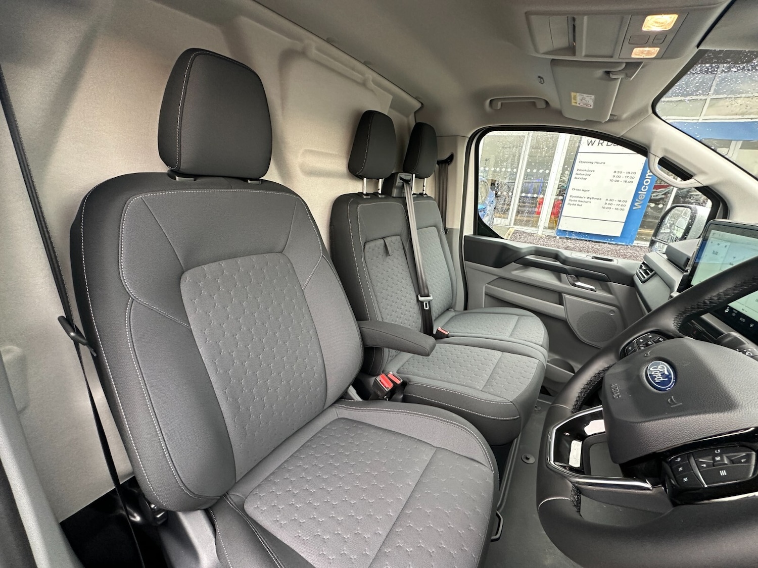 Used Ford Transit Custom for sale - 76622958: Photo 32