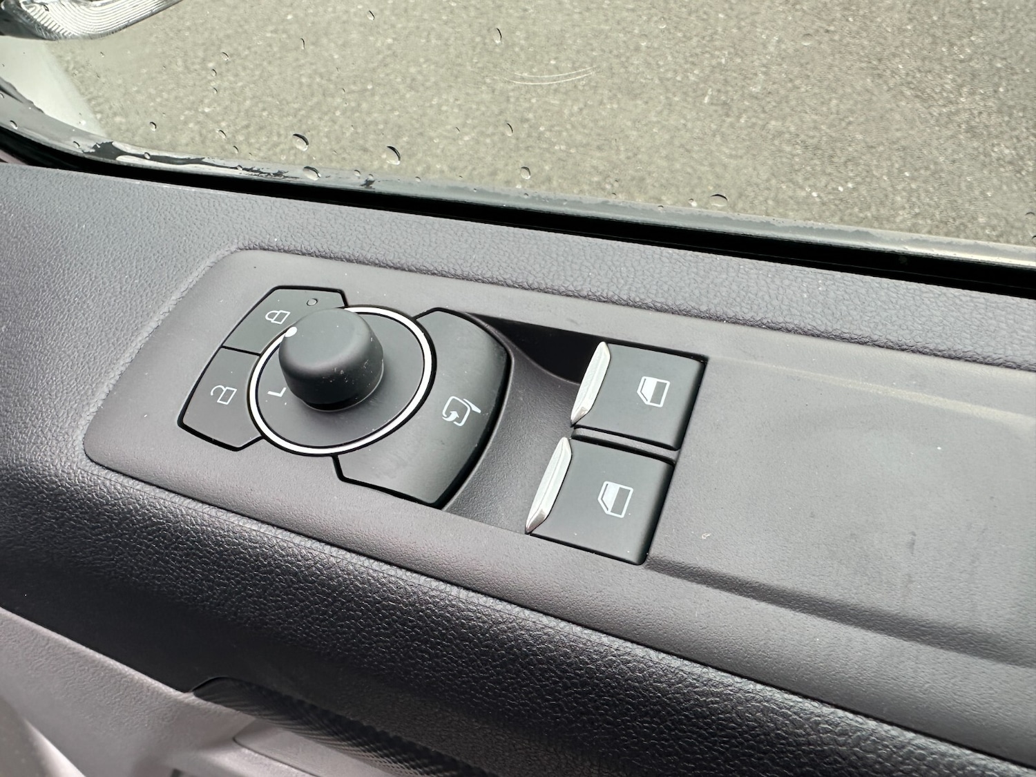 Used Ford Transit Custom for sale - 76622958: Photo 33