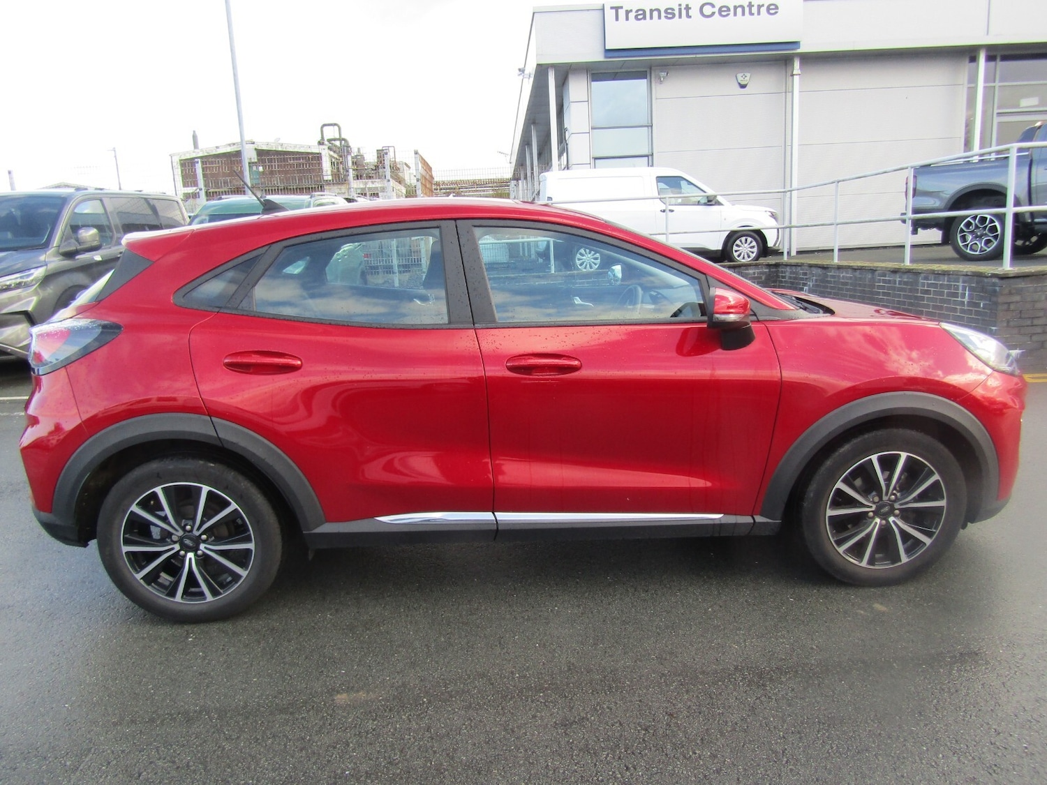 Used Ford Puma 2023 for sale - 76393630: Photo 2