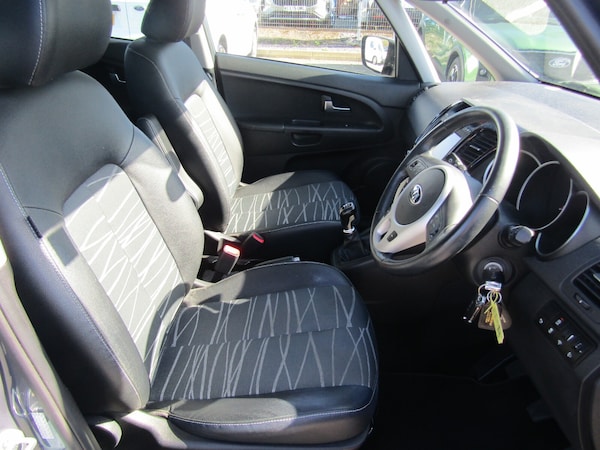 Used Kia Venga 2018 for sale - 76276390: Photo 10