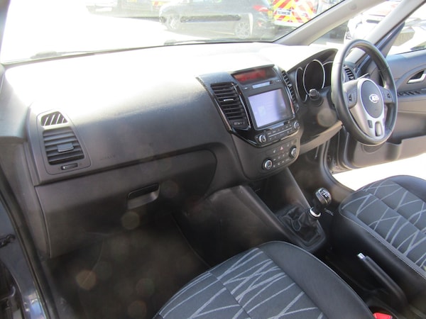 Used Kia Venga 2018 for sale - 76276390: Photo 16