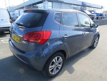 Used Kia Venga 2018 for sale - 76276390: Photo 3