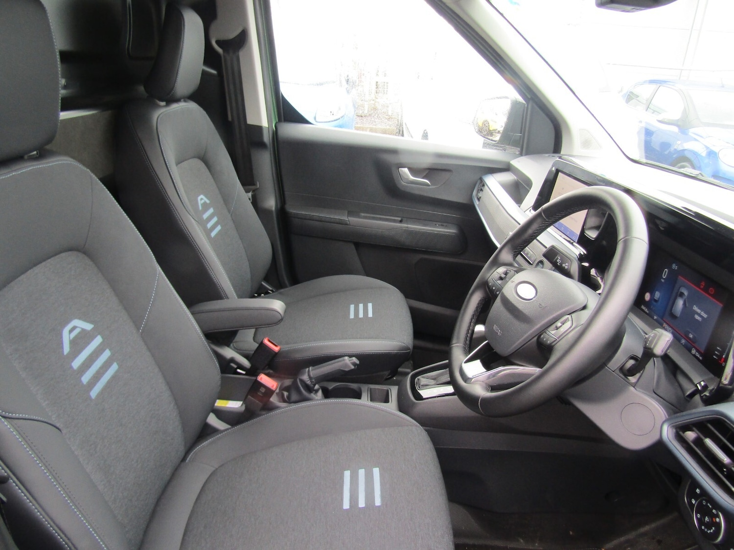 Used Ford Transit Courier 2024 for sale - 76276235: Photo 17