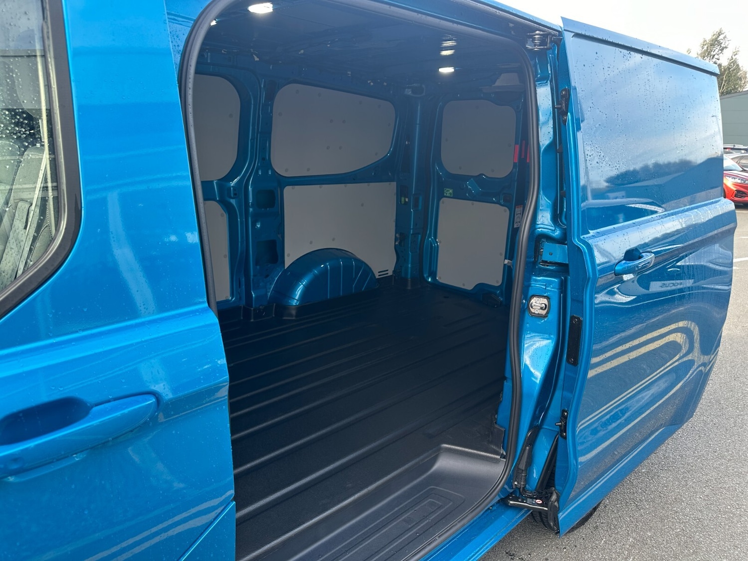 Used Ford Transit Custom for sale - 76622954: Photo 10