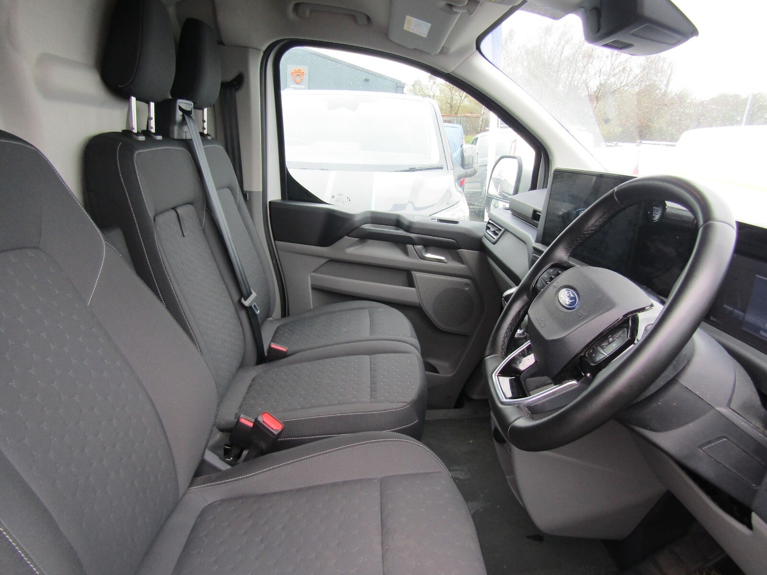 Used Ford Transit Custom 2024 for sale - 77690827: Photo 3