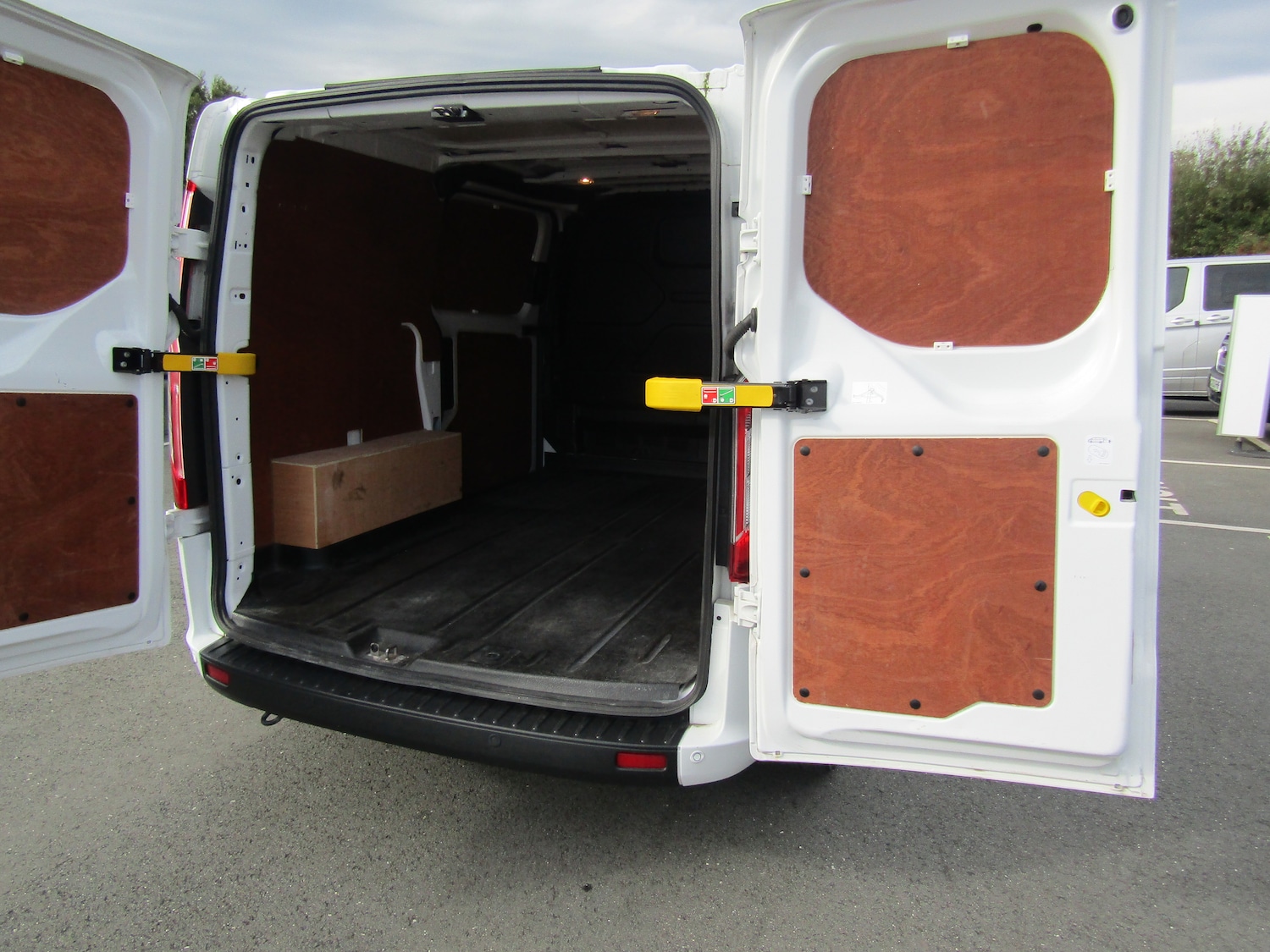 Used Ford Transit Custom 2022 for sale - 76276213: Photo 7