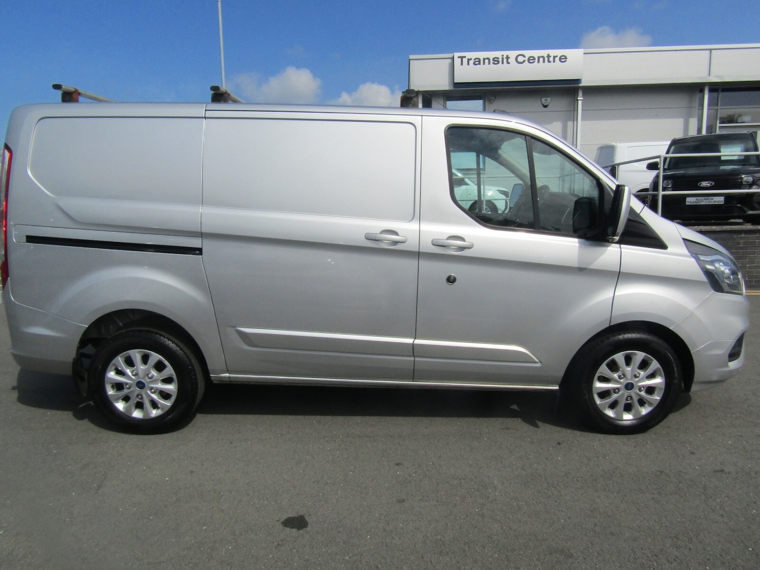 Used Ford Transit Custom 2021 for sale - 76276578: Photo 2