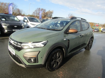 Used Dacia Sandero Stepway 2023 for sale - 76738239: Photo