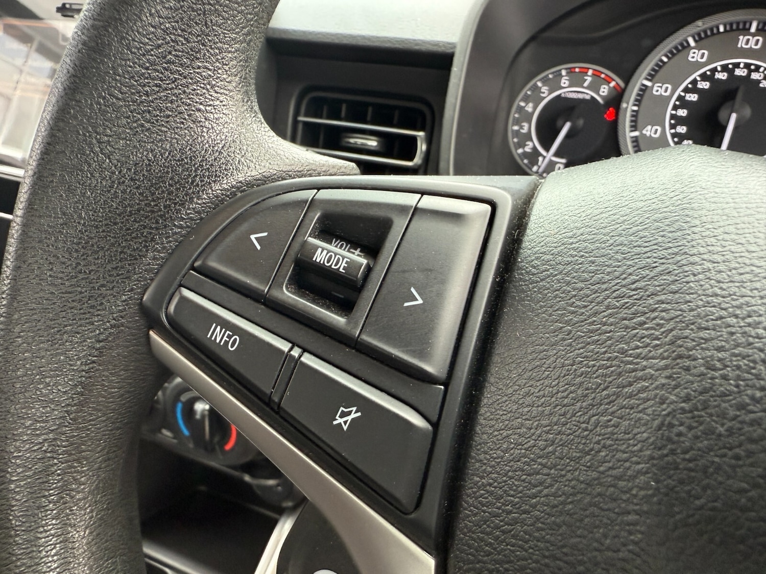 Used Suzuki Ignis 2021 for sale - 76276750: Photo 22