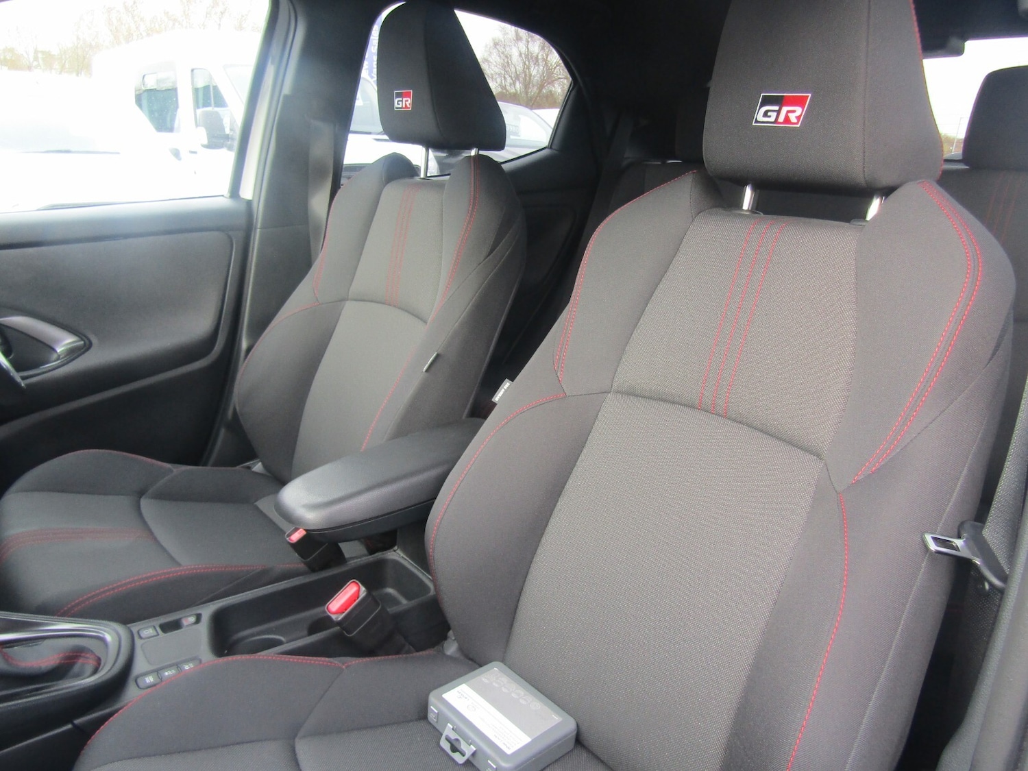 Used Toyota Yaris 2023 for sale - 76704330: Photo 17