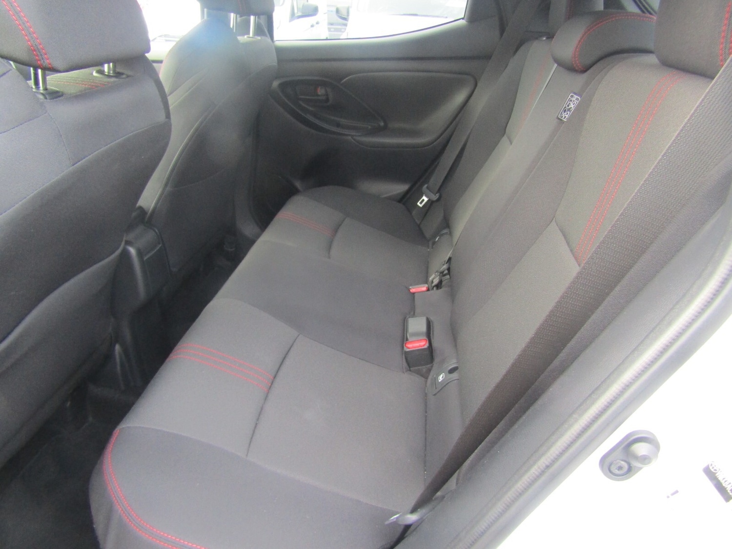 Used Toyota Yaris 2023 for sale - 76704330: Photo 19