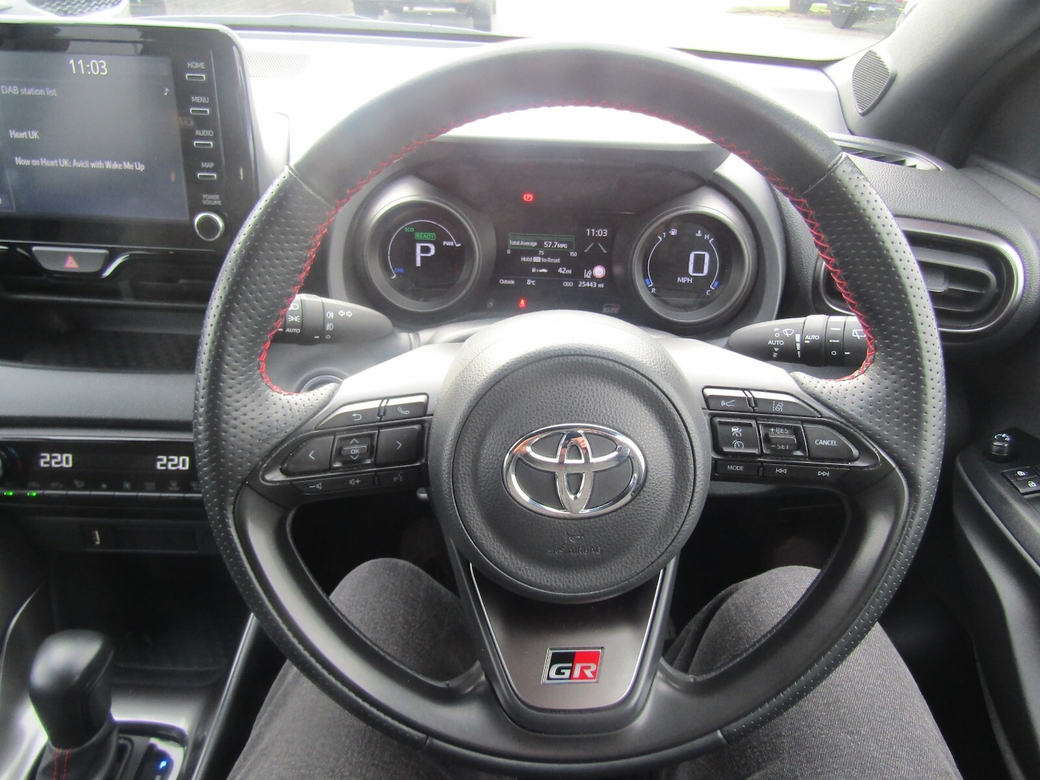 Used Toyota Yaris 2023 for sale - 76704330: Photo 22