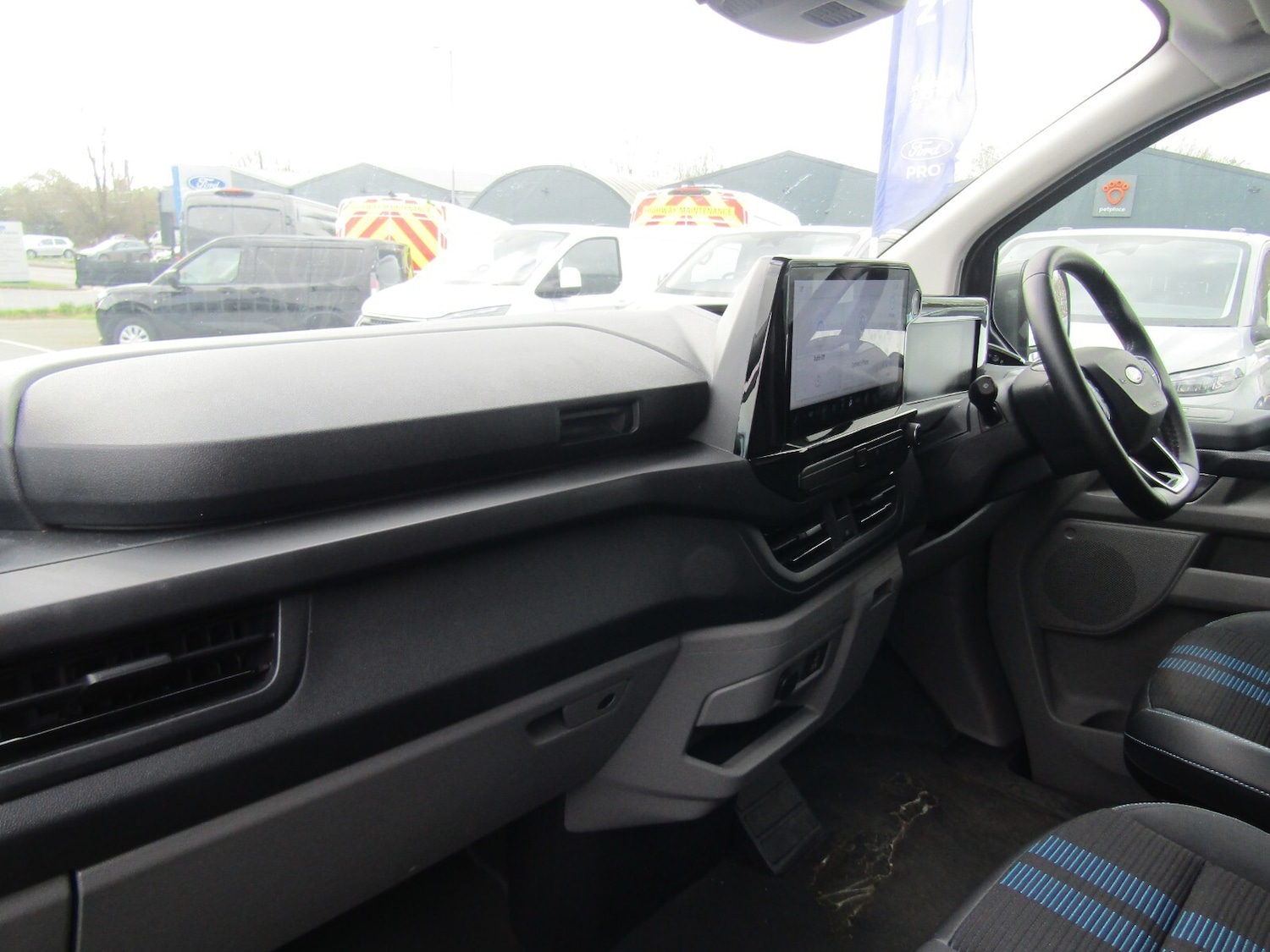 Used Ford Transit Custom 2025 for sale - 77833536: Photo 13