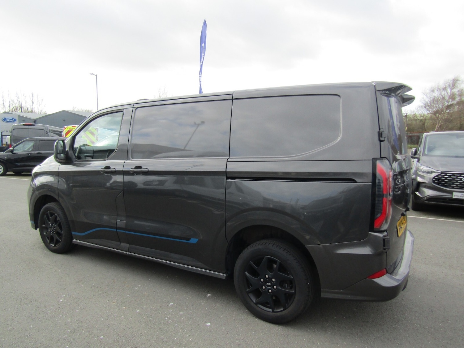 Used Ford Transit Custom 2025 for sale - 77833536: Photo 5