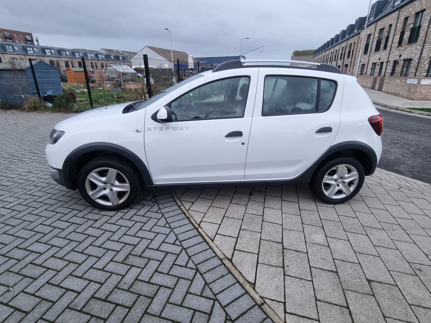 Used Dacia Sandero Stepway 2015 for sale - 77643252: Photo 6