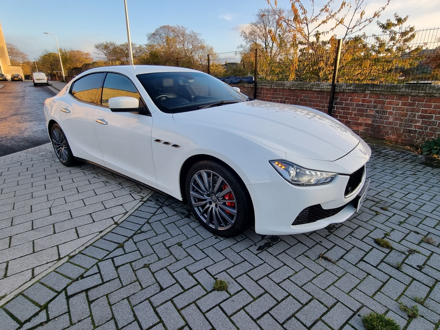 Used Maserati Ghibli 2015 for sale - 76440059: Photo 2