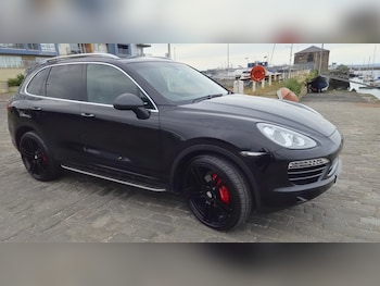 Used Porsche Cayenne 2010 for sale - 78909423: Photo