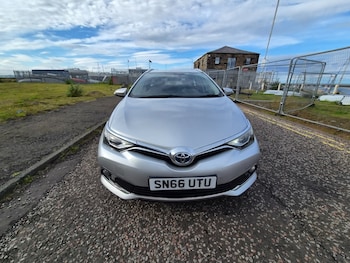 Used Toyota Auris 2016 for sale - 79143023: Photo