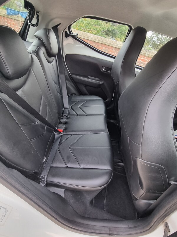 Used Toyota AYGO 2015 for sale - 76178150: Photo 10