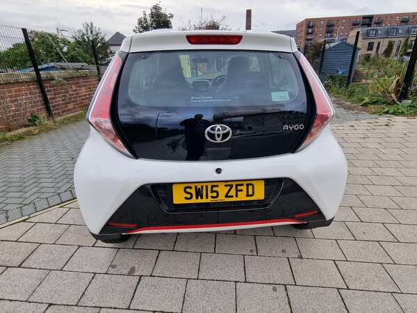 Used Toyota AYGO 2015 for sale - 76178150: Photo 8