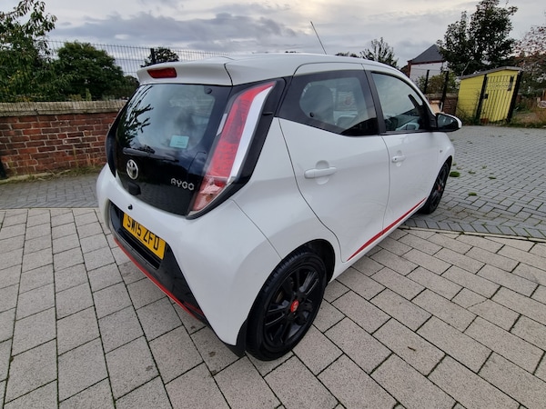 Used Toyota AYGO 2015 for sale - 76178150: Photo 9