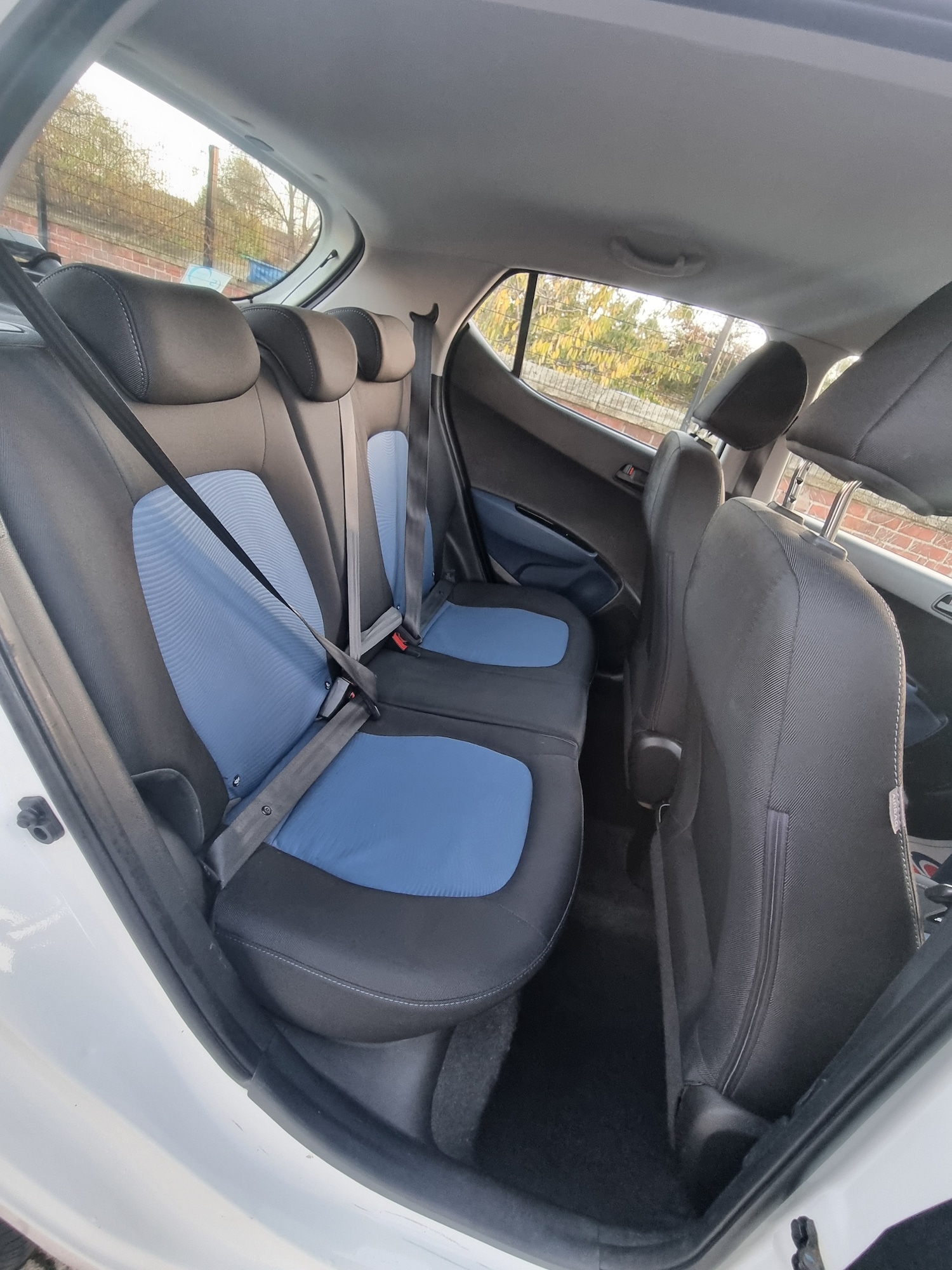 Used Hyundai i10 2015 for sale - 76404510: Photo 10