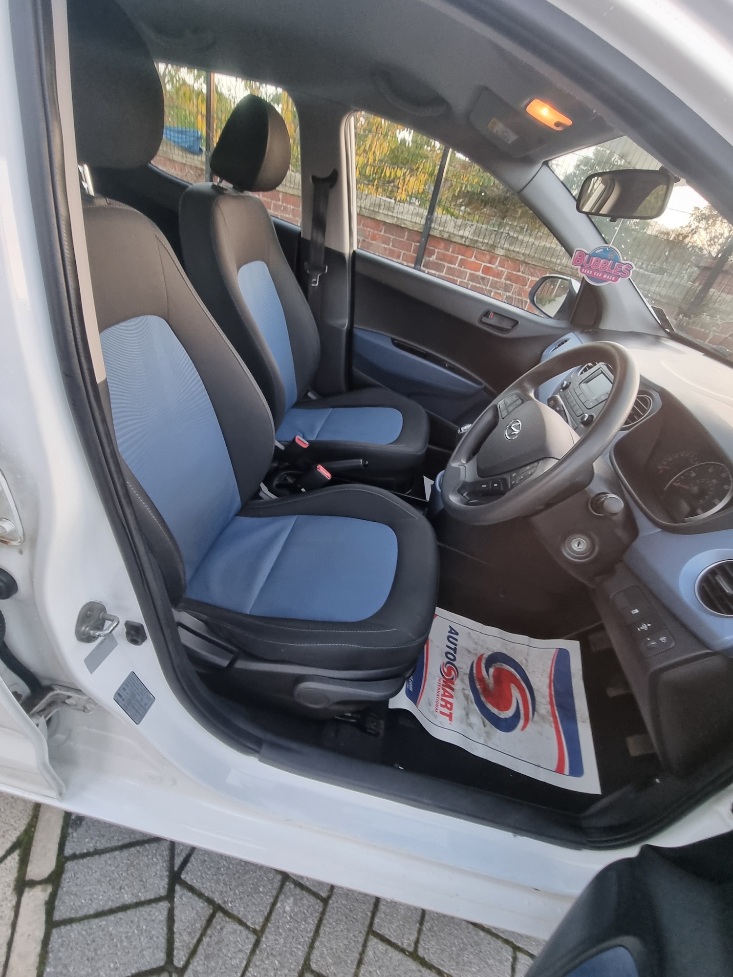 Used Hyundai i10 2015 for sale - 76404510: Photo 11