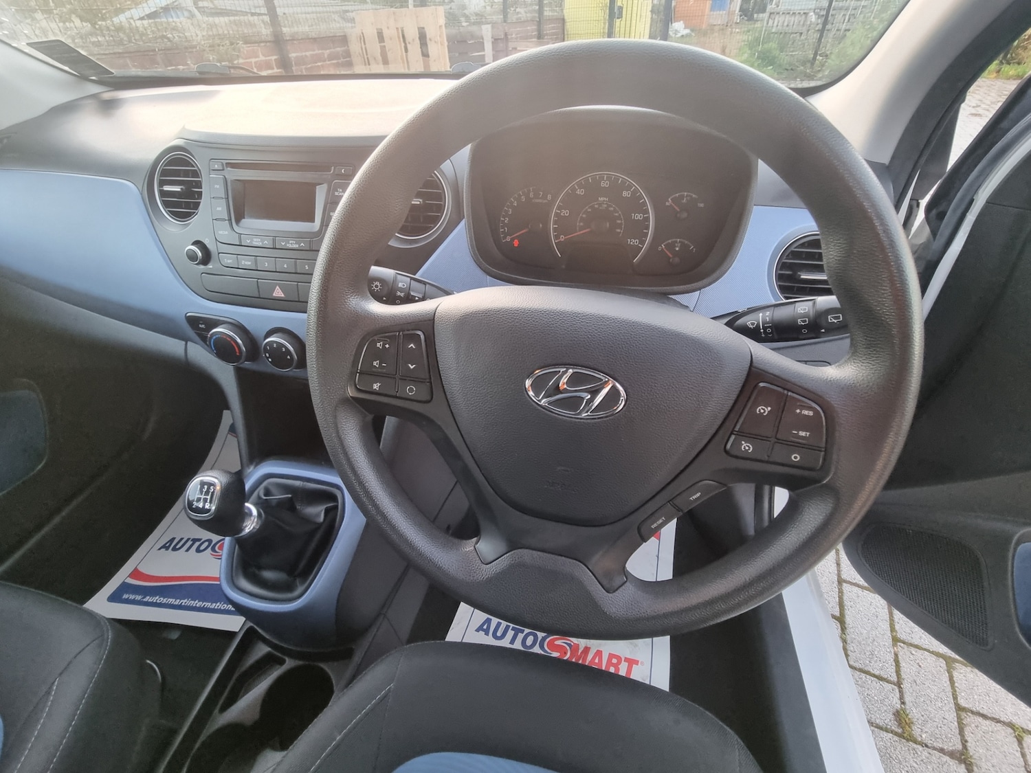 Used Hyundai i10 2015 for sale - 76404510: Photo 12