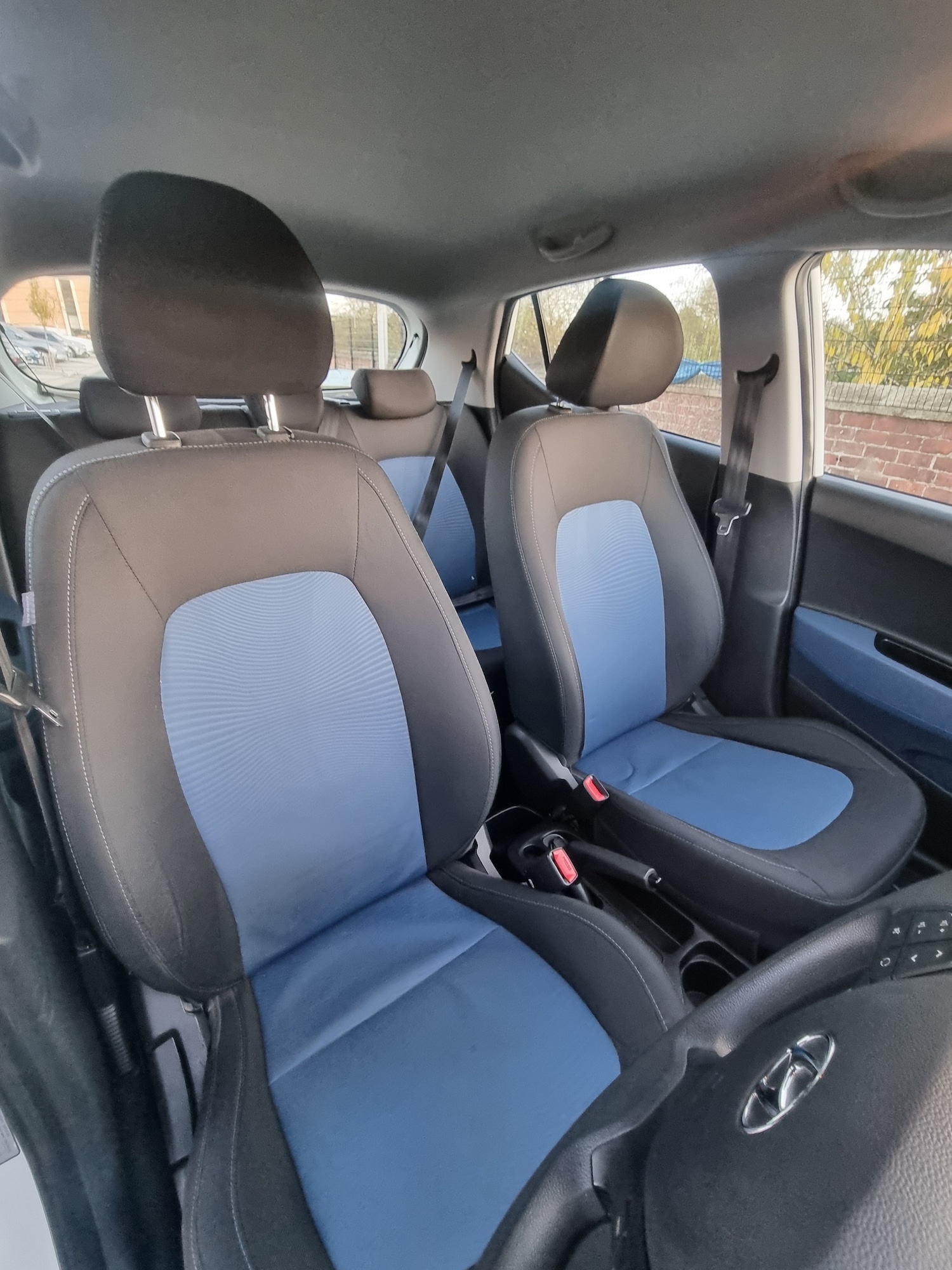 Used Hyundai i10 2015 for sale - 76404510: Photo 15