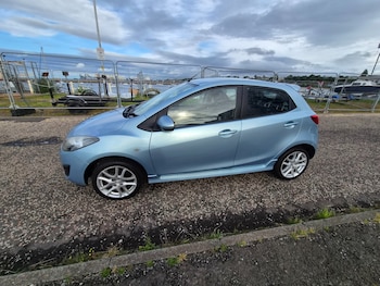 Used Mazda Mazda2 2011 for sale - 79143634: Photo