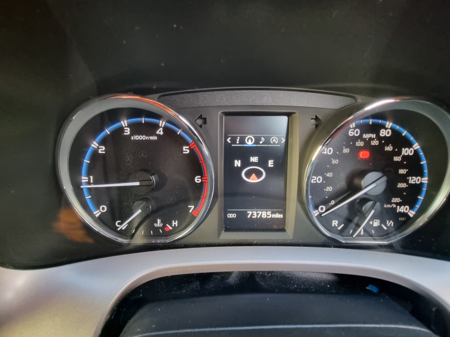 Used Toyota RAV4 2016 for sale - 75987074: Photo 12