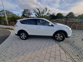Used Toyota RAV4 2016 for sale - 75987074: Photo